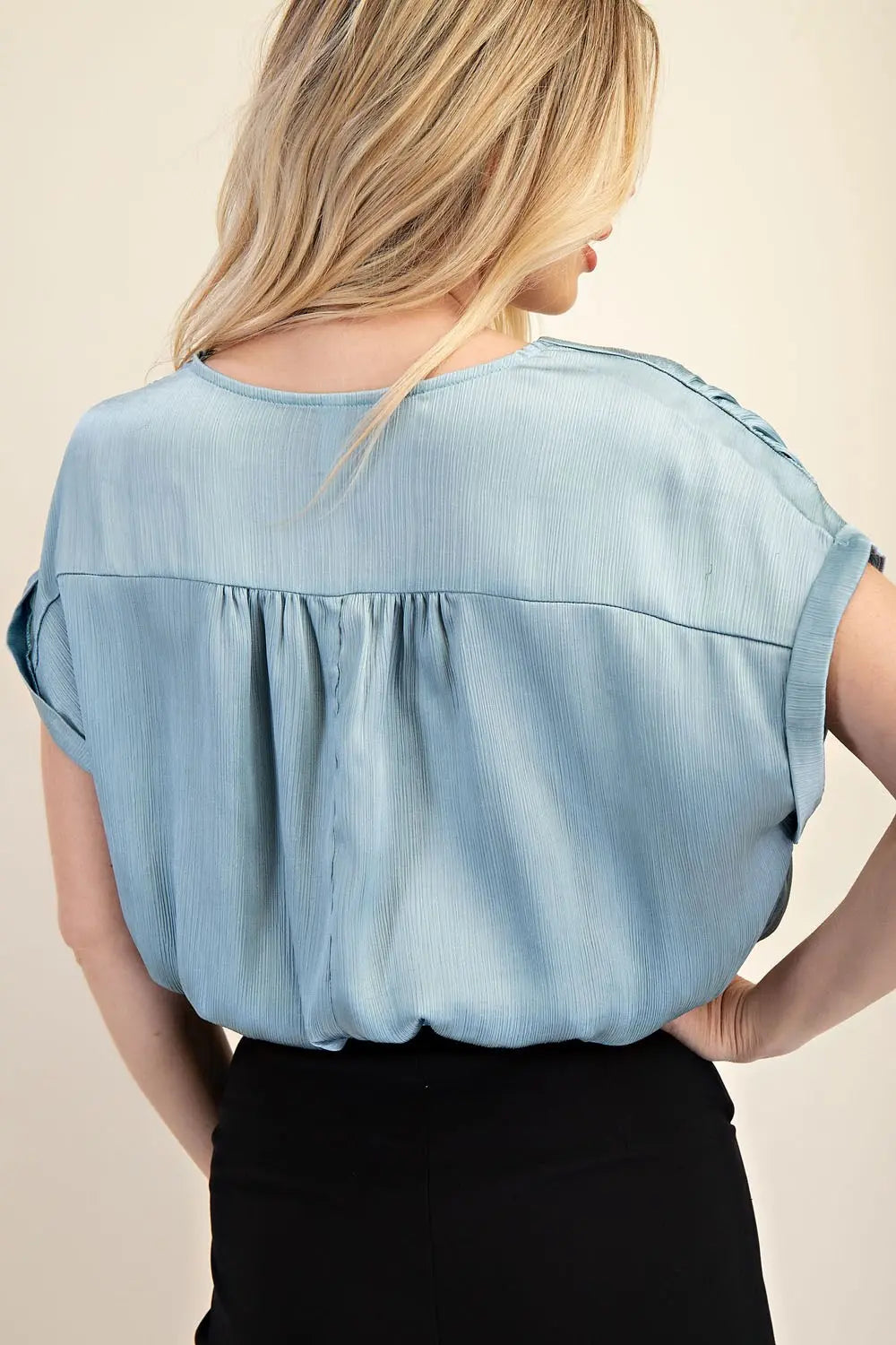 Blusa con elástico en cintura