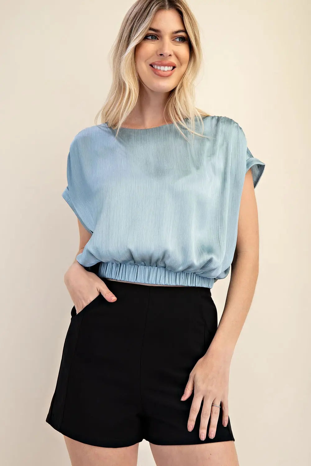 Blusa con elástico en cintura
