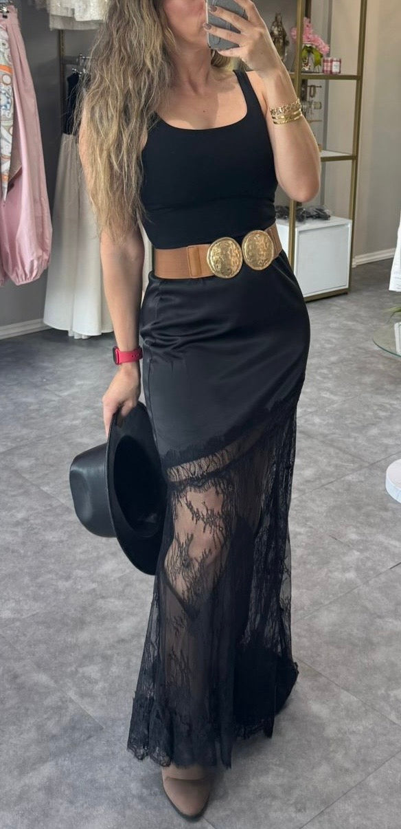 FALDA DE SATIN CON ENCAJE