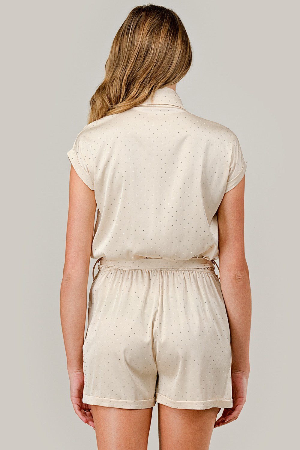 Jumpsuit de short con piedras