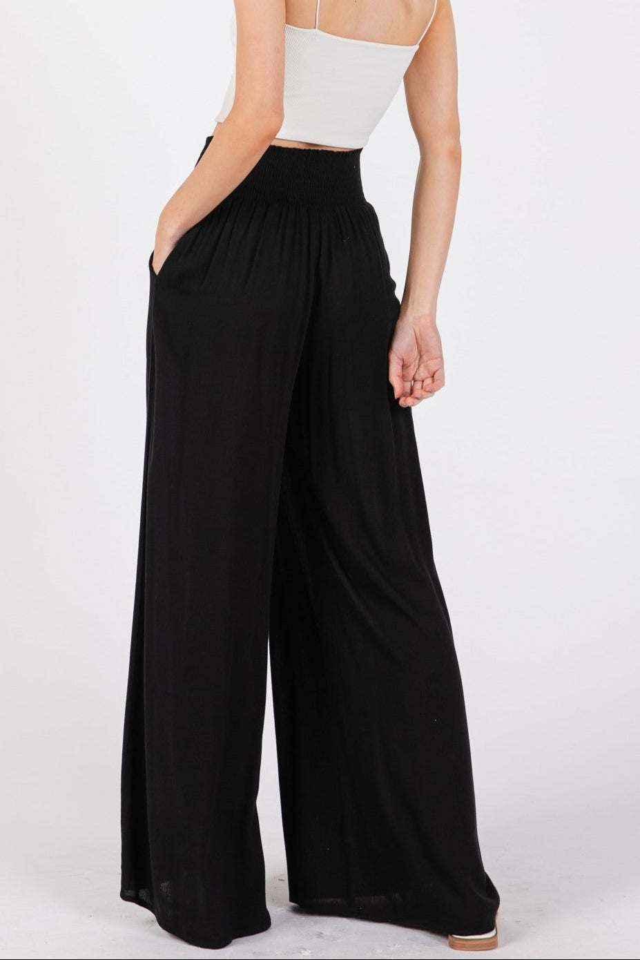 Pantalón tipo palazzo