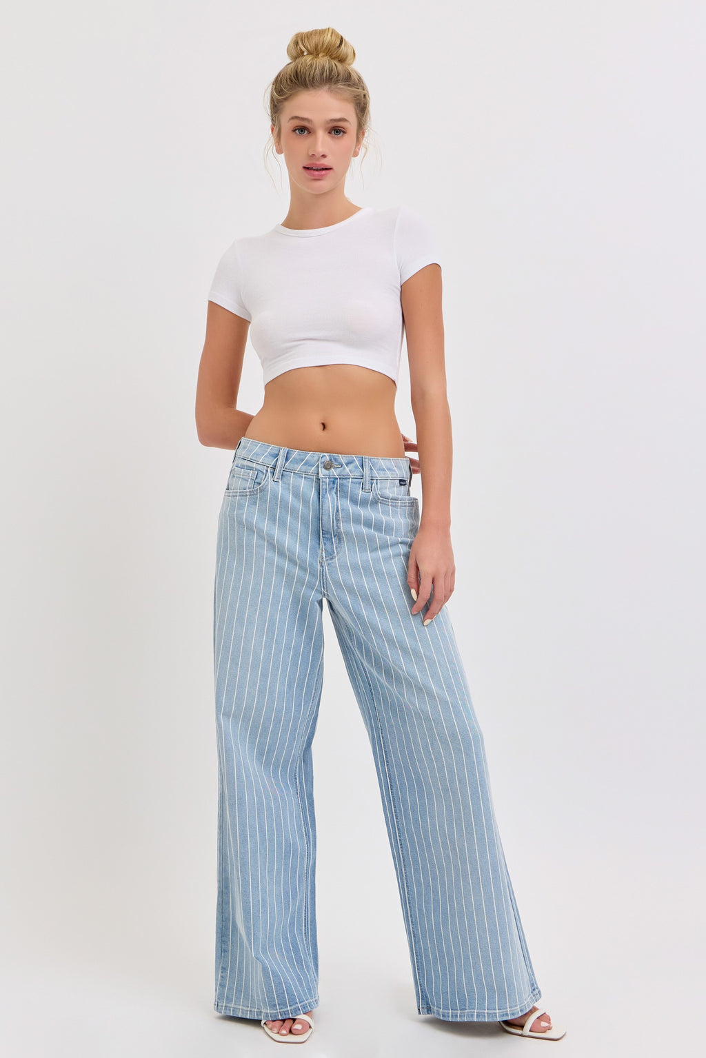 JEANS CON RAYAS CLARAS