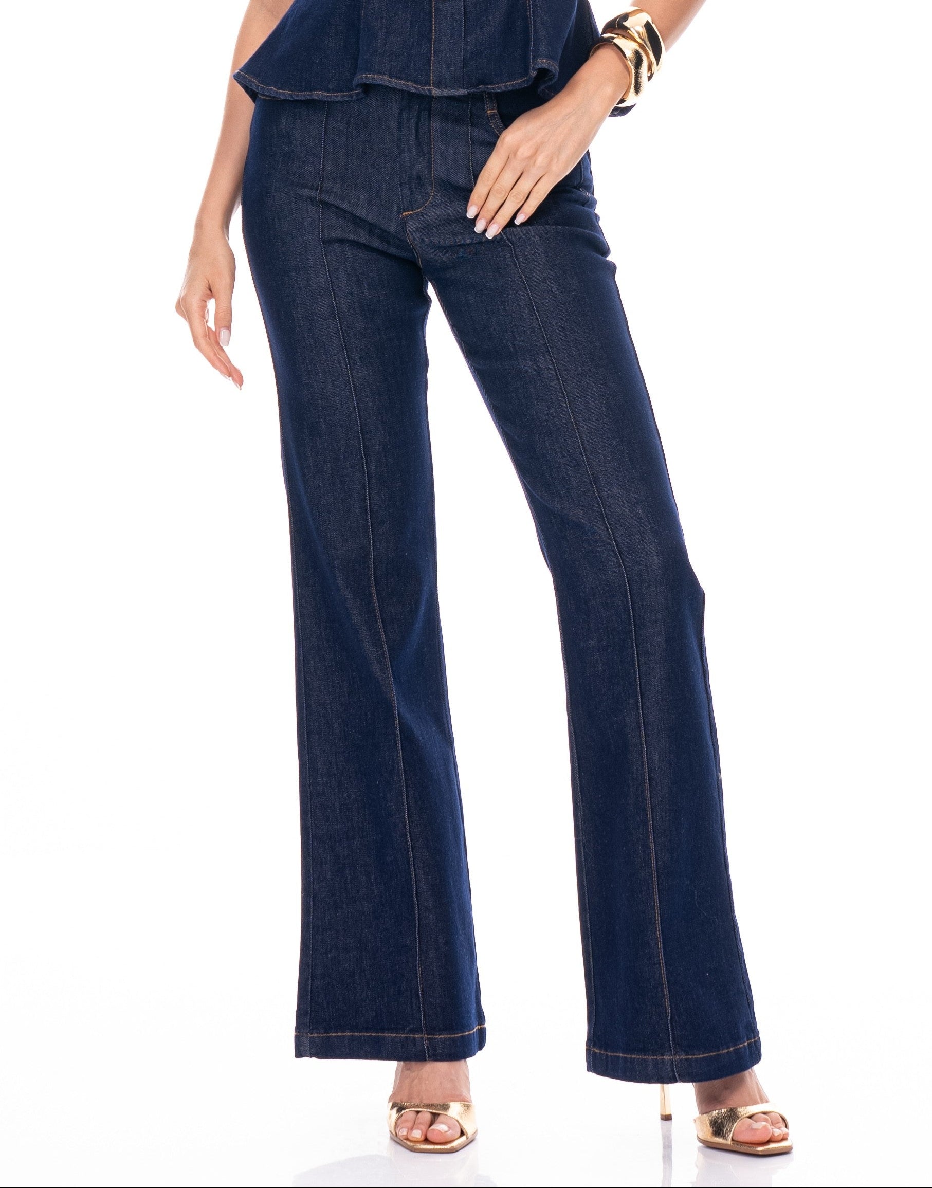 JEANS OSCUROS RECTOS CON LINEA CENTRAL