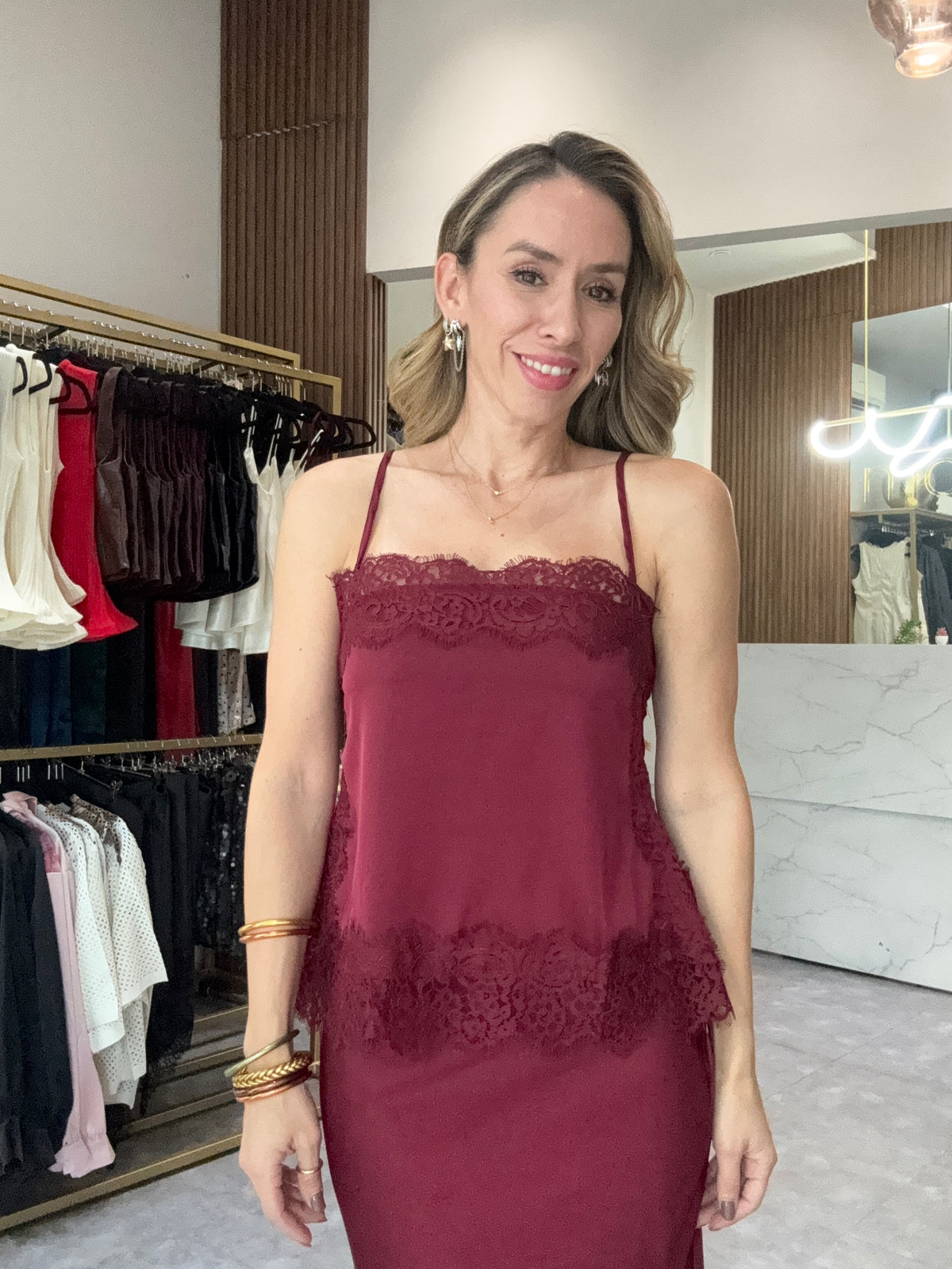 BLUSA CON ENCAJE DE SATIN