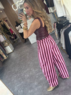 PANTALON ROSA CON VINO DE RAYAS