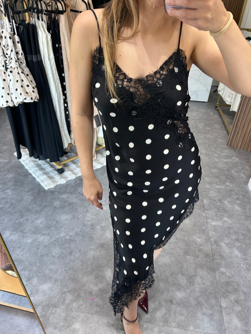 Vestido de Satin con lunares