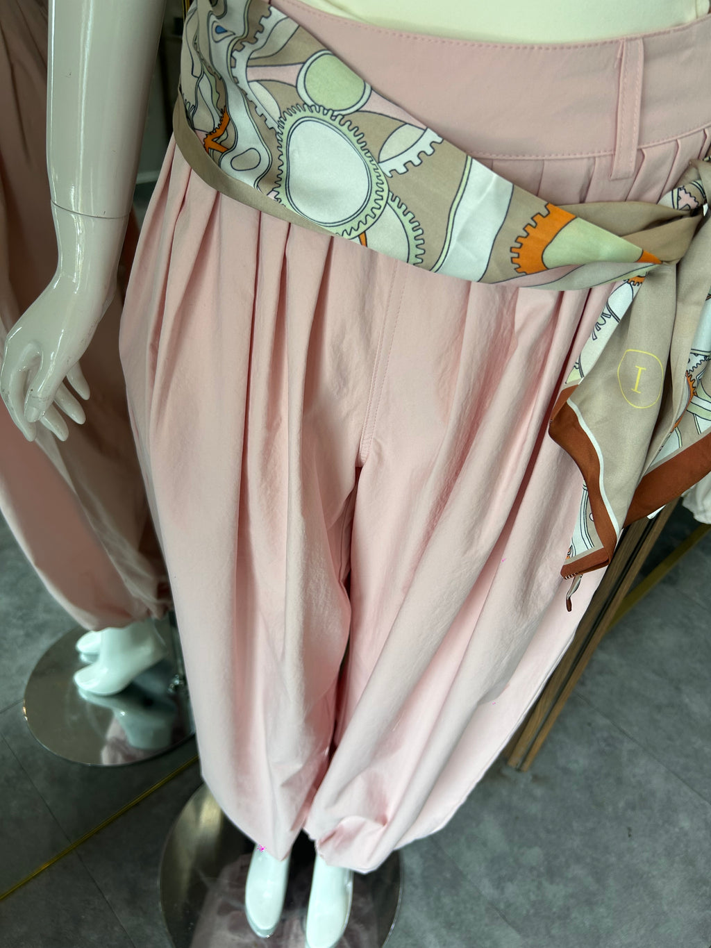 PANTALON ALADIN ROSA CON MASCADA