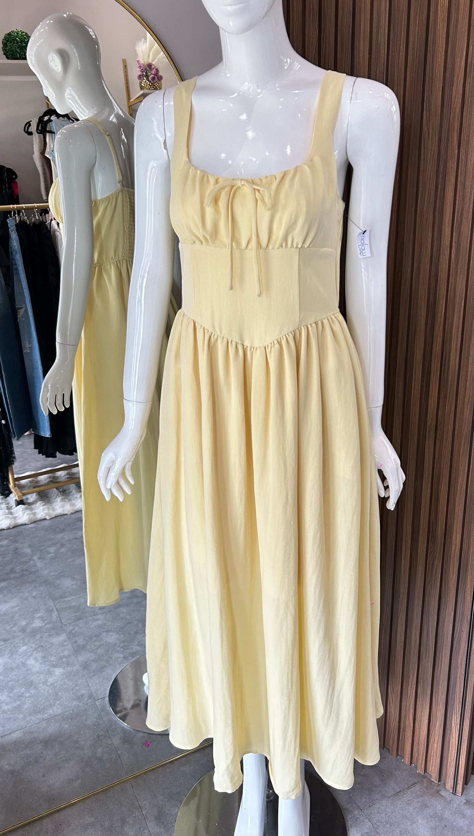 VESTIDO MIDI AMARILLO