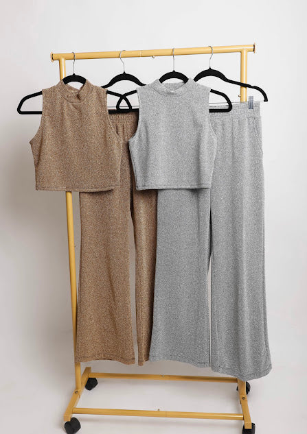Set de Pantalón con Crop Top