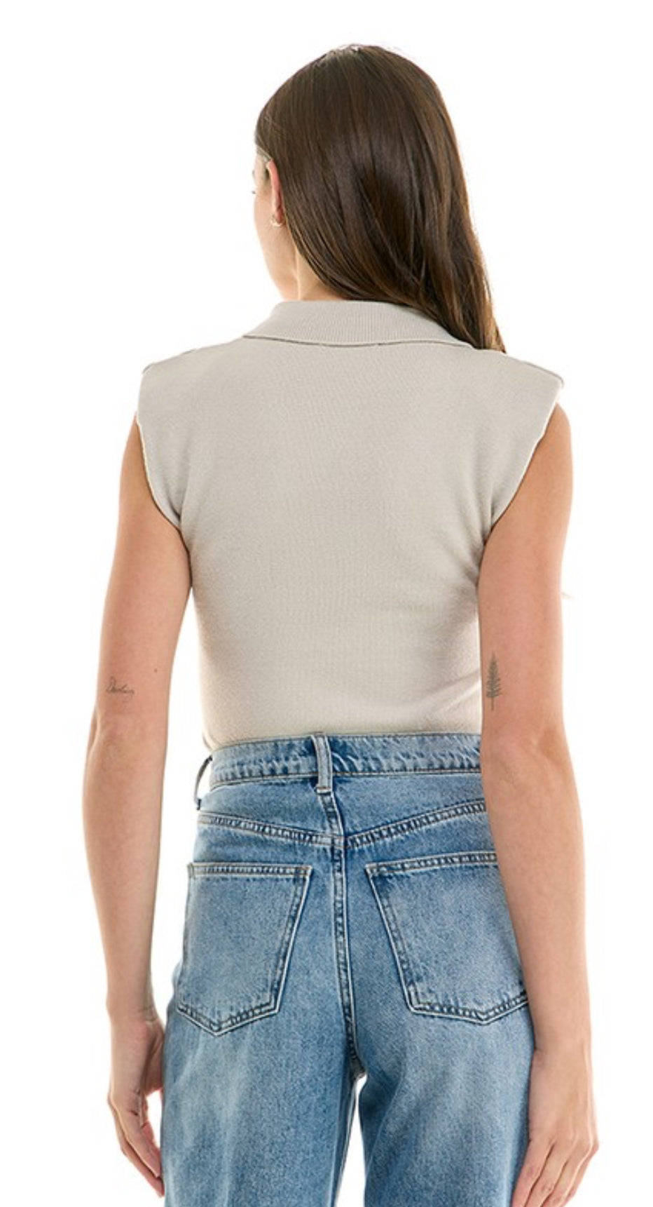 Blusa sin manga 3 botones
