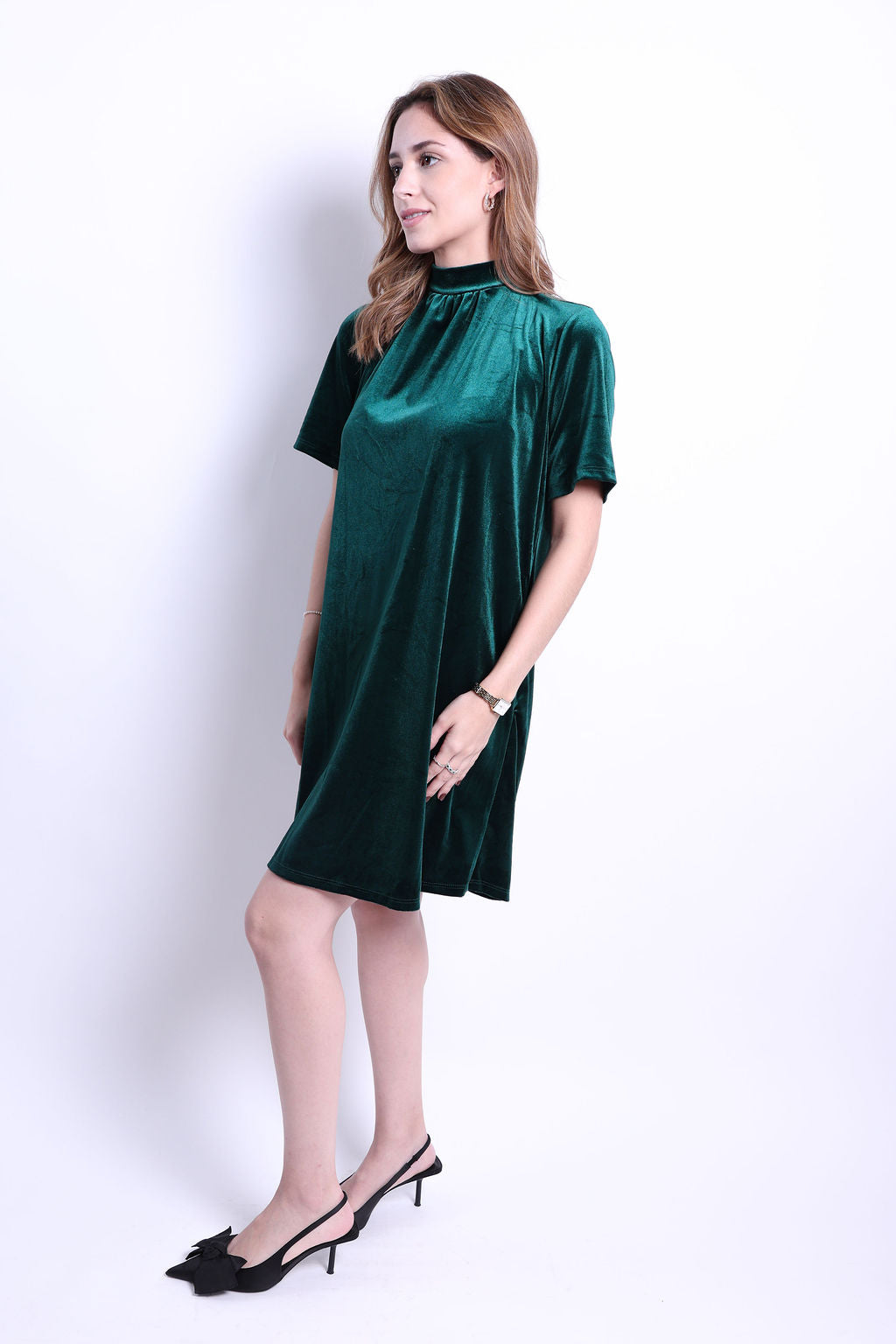 VESTIDO CORTO VERDE DE TERCIOPELO