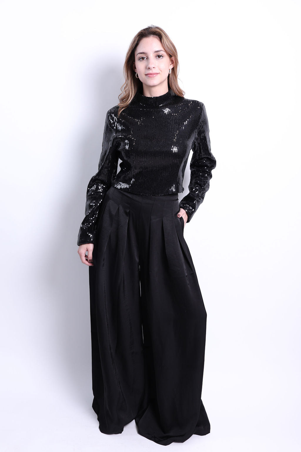 FALDA PANTALON DE SATIN NEGRO