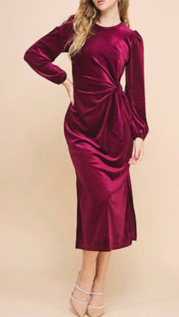 VESTIDO DE TERCIOPELO CON NUDO EN CINTURA