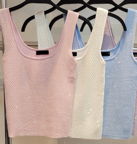 Blusa tejida con brillos cuello cuadrado