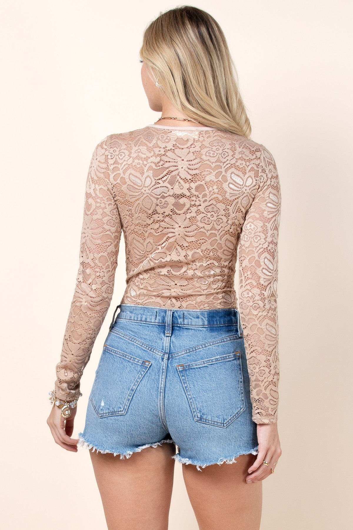 Body de encaje manga larga